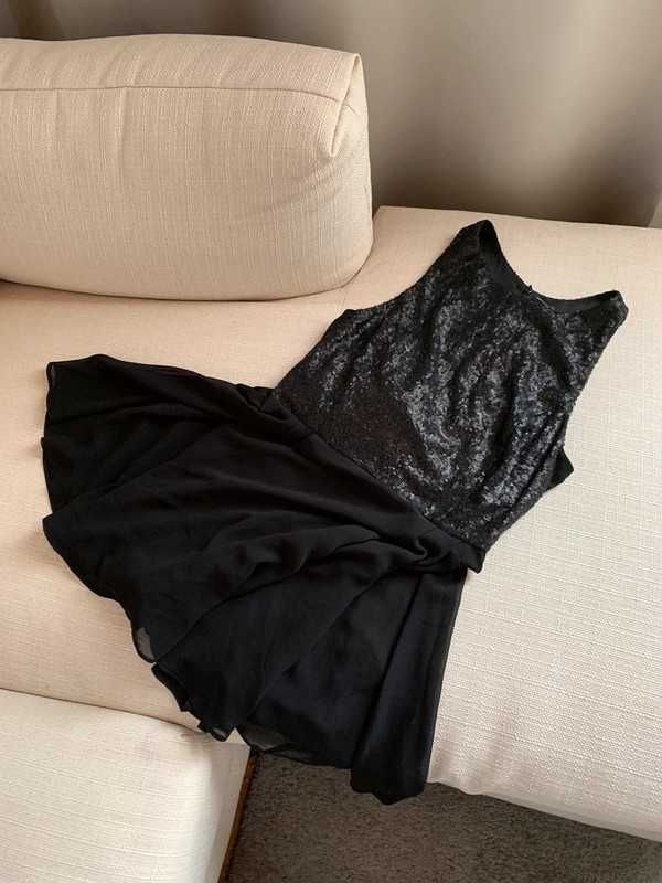 Czarna rozkloszowana tiulowa sukienka mini 38 40 M L sylwester