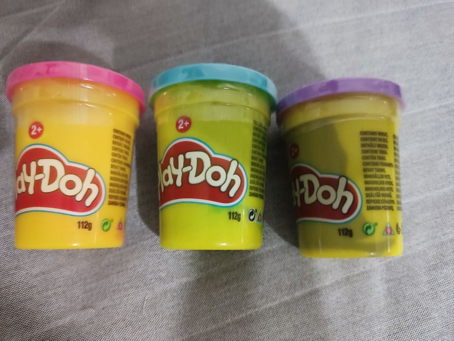 Pojedyncze puszki Play doh 112 g (rozmiar XL)