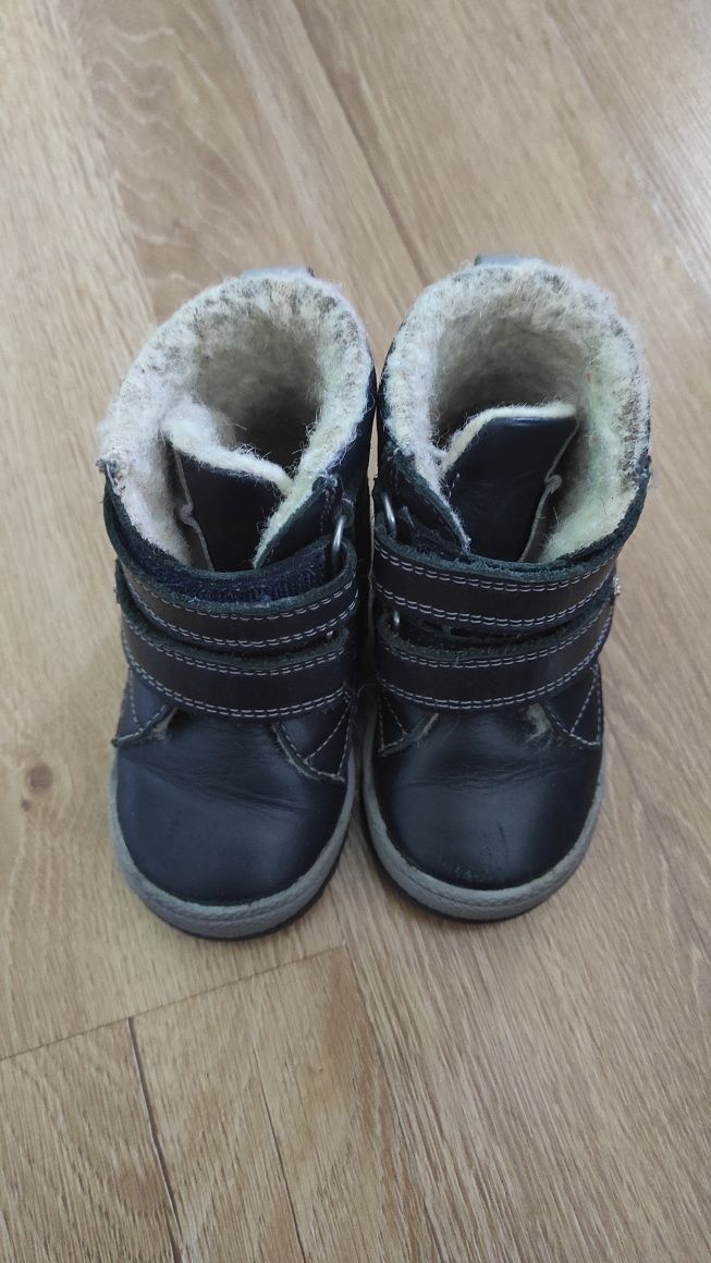 Trzewiki śniegowce buty zimowe Bartek 100% owcza welna r. 21