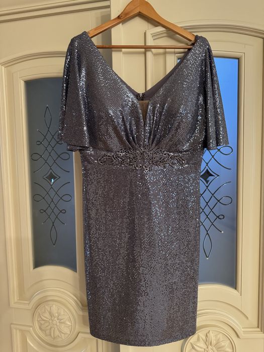 Плаття нарядні вишукані