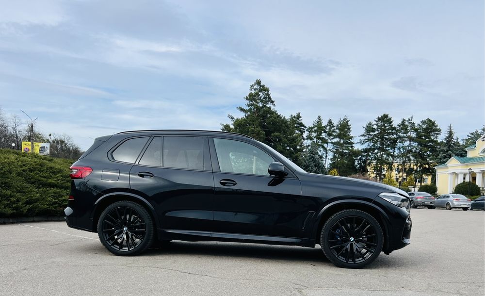 Продам автомобіль  Bmw X5 G05 M