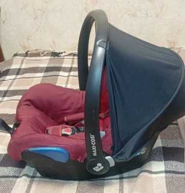 Автокрісло MAXI-COSI Pebble Pro (Essential Red)