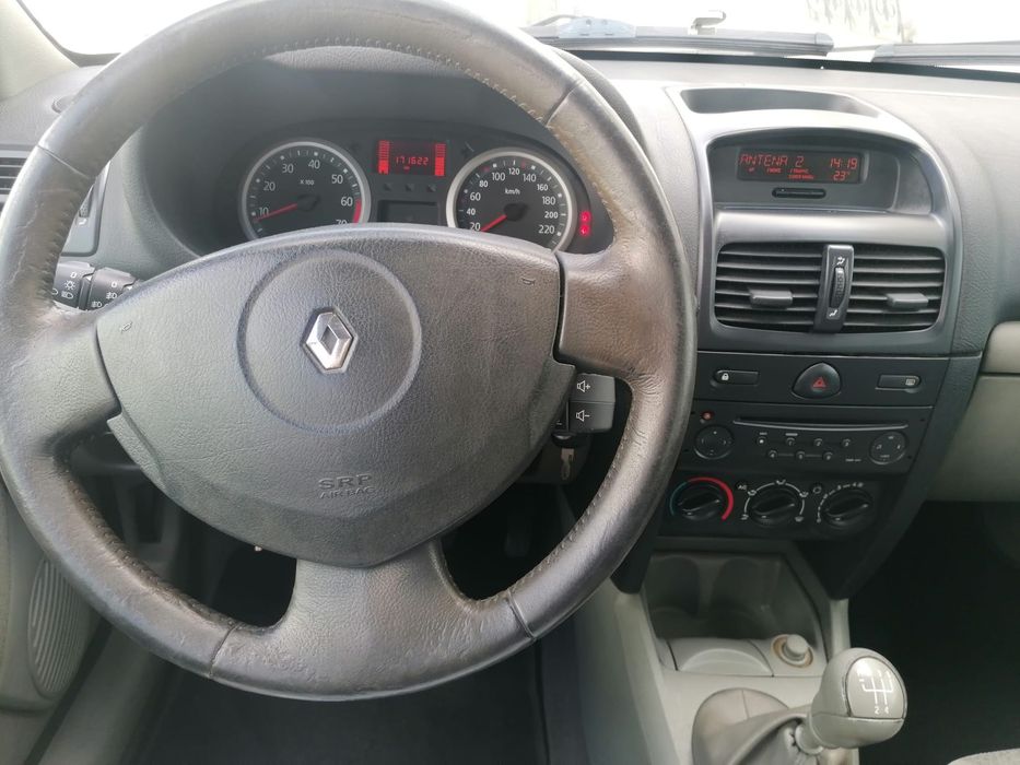 Renault Clio 1.4 16v gasolina