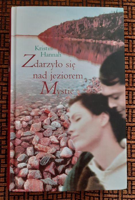 Książka K. Hannah - Zdarzyło się nad jeziorem Mystic