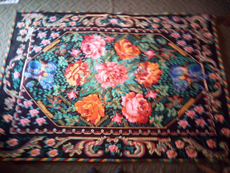 Ковер 210 х 150, ручная работа, вышит крестиком. Эксклюзивная работа!