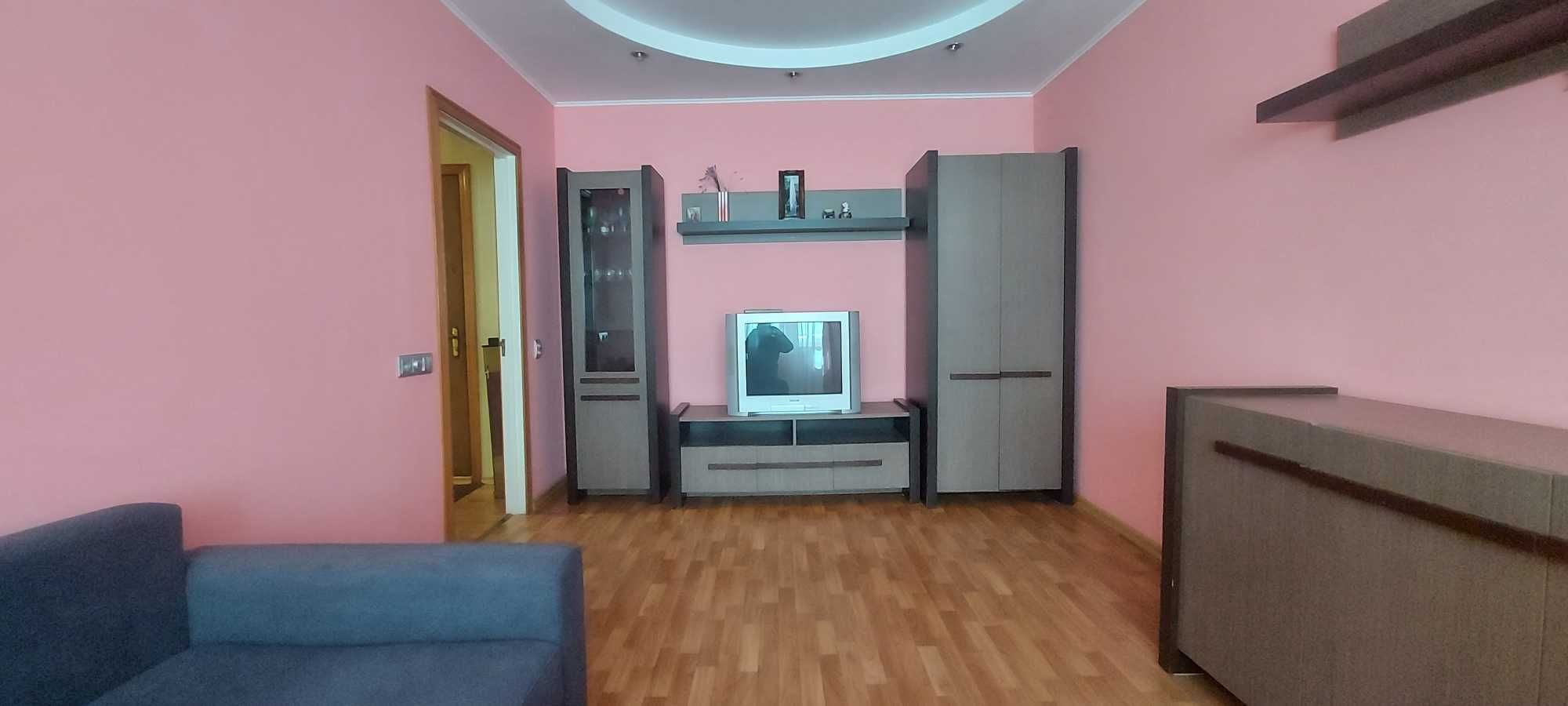 Продається двокімнатна квартира у Боярці з індивідуалкою. 53000$