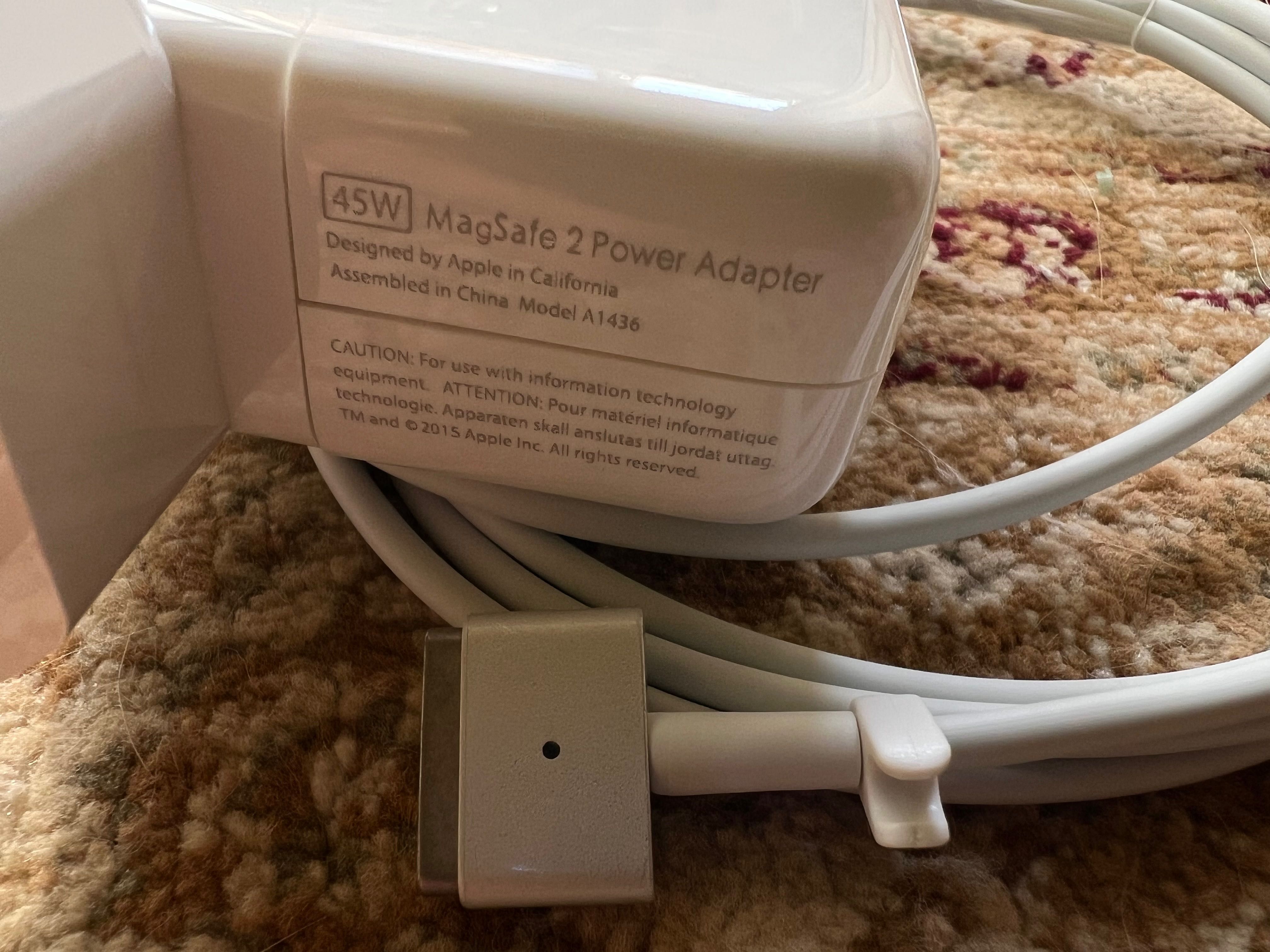Зарядний блок MagSafe 2 45 W Apple MacBook Air A1466