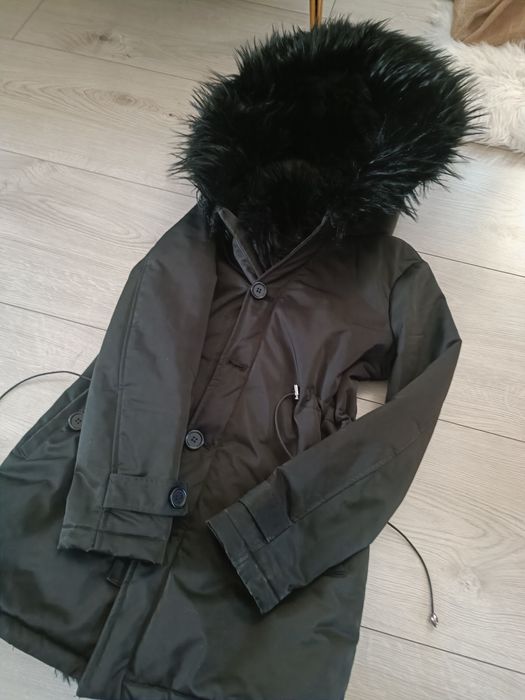 Czarna dłuższa kurtka zimowa damska r.S