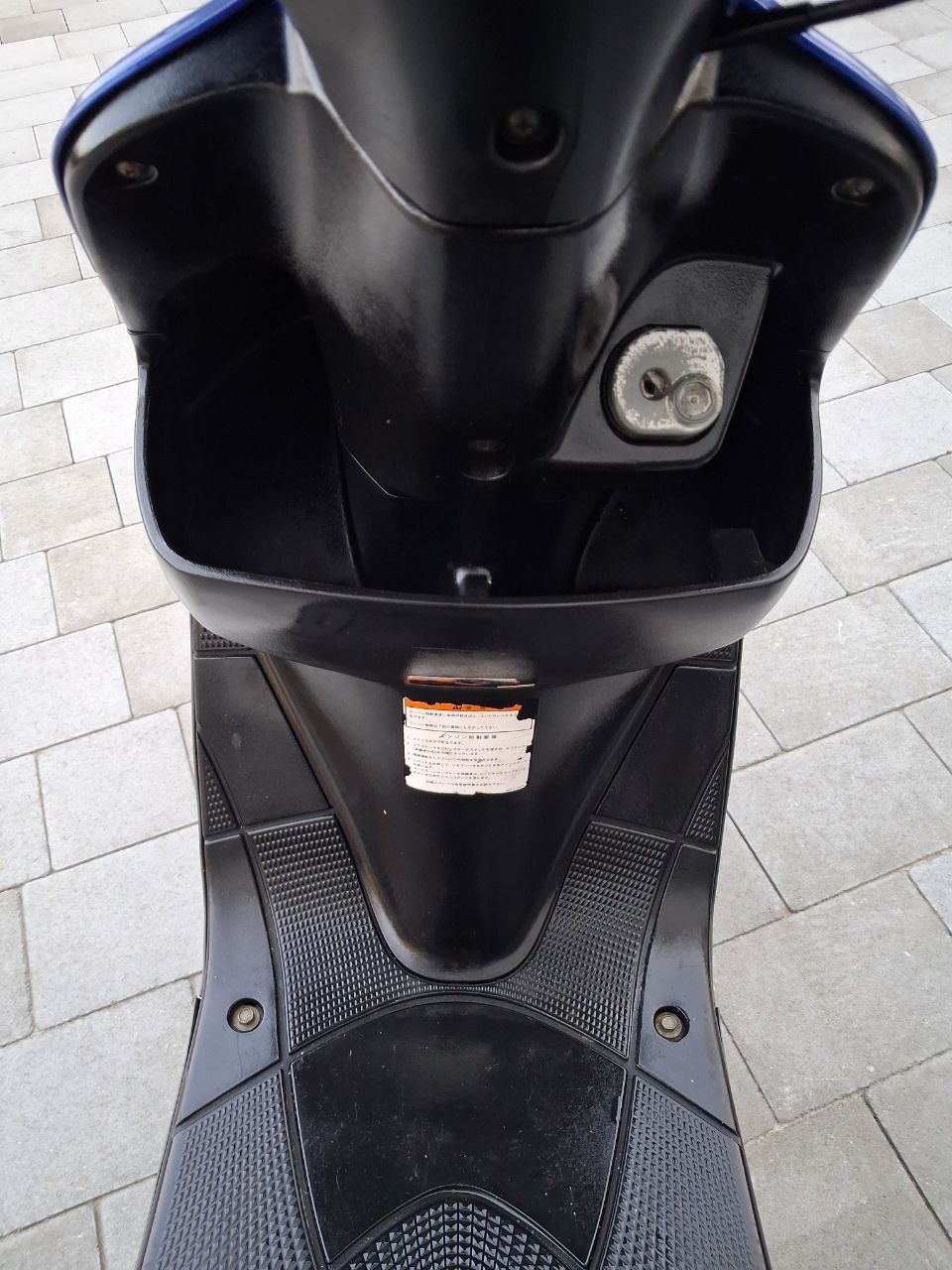 Скутер Suzuki lets 2 new