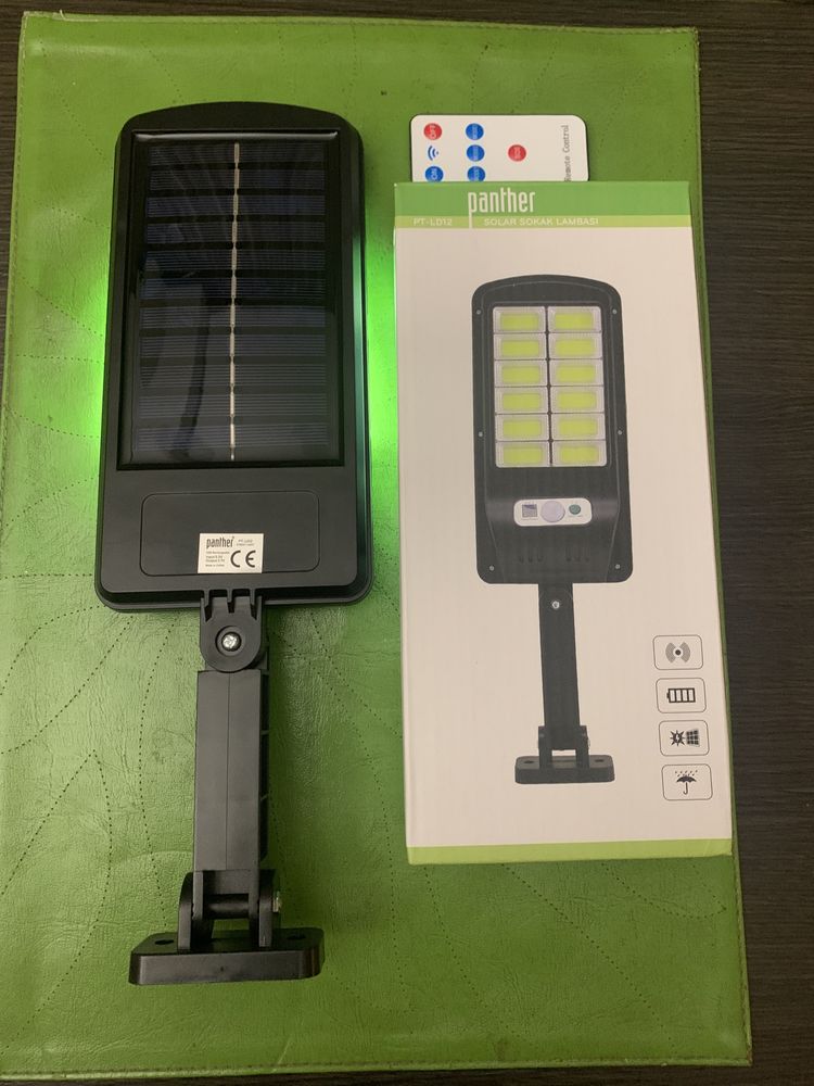 Продам прожектор на солнечных аккумуляторах