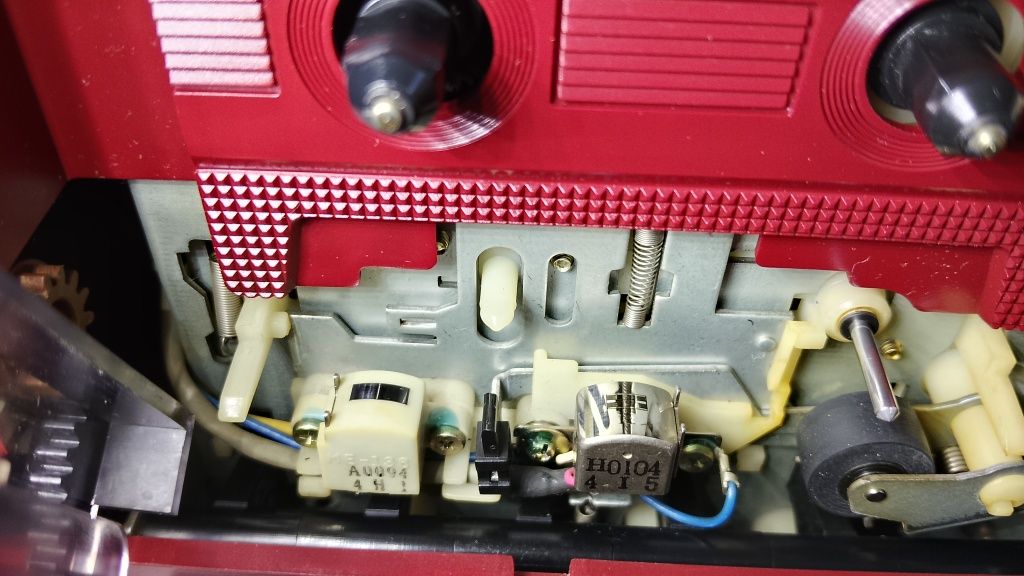 SHARP GF-A1 H(R) Portable Stereo Component System 1984
