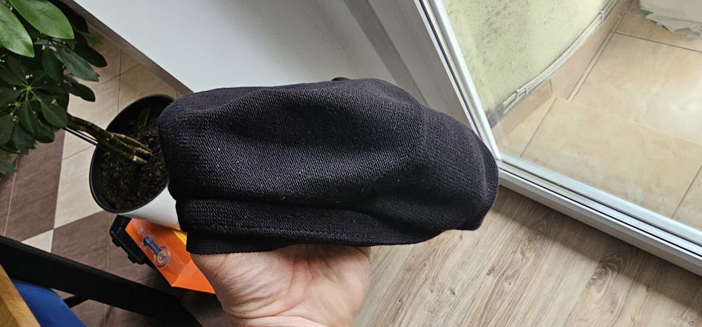 Beret Kangol rozmiar uniwersalny 57 - 59cm