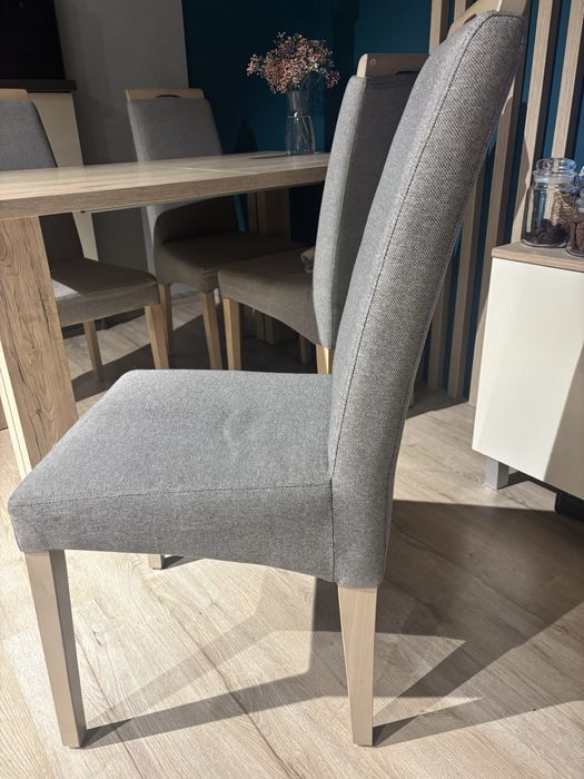 Stoł rozkladany + krzesła