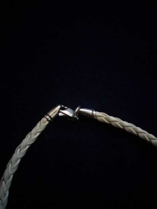 Жгут кожа 44 см , серебро