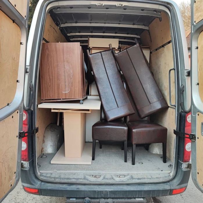 Opróżnianie mieszkań / Utylizacja mebli i rzeczy / Wywóz starego domu