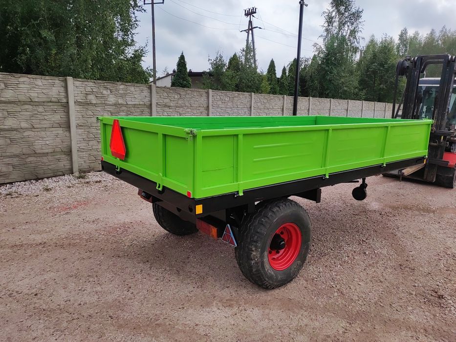 Przyczepa jednoosiowa wywrotka do tyłu