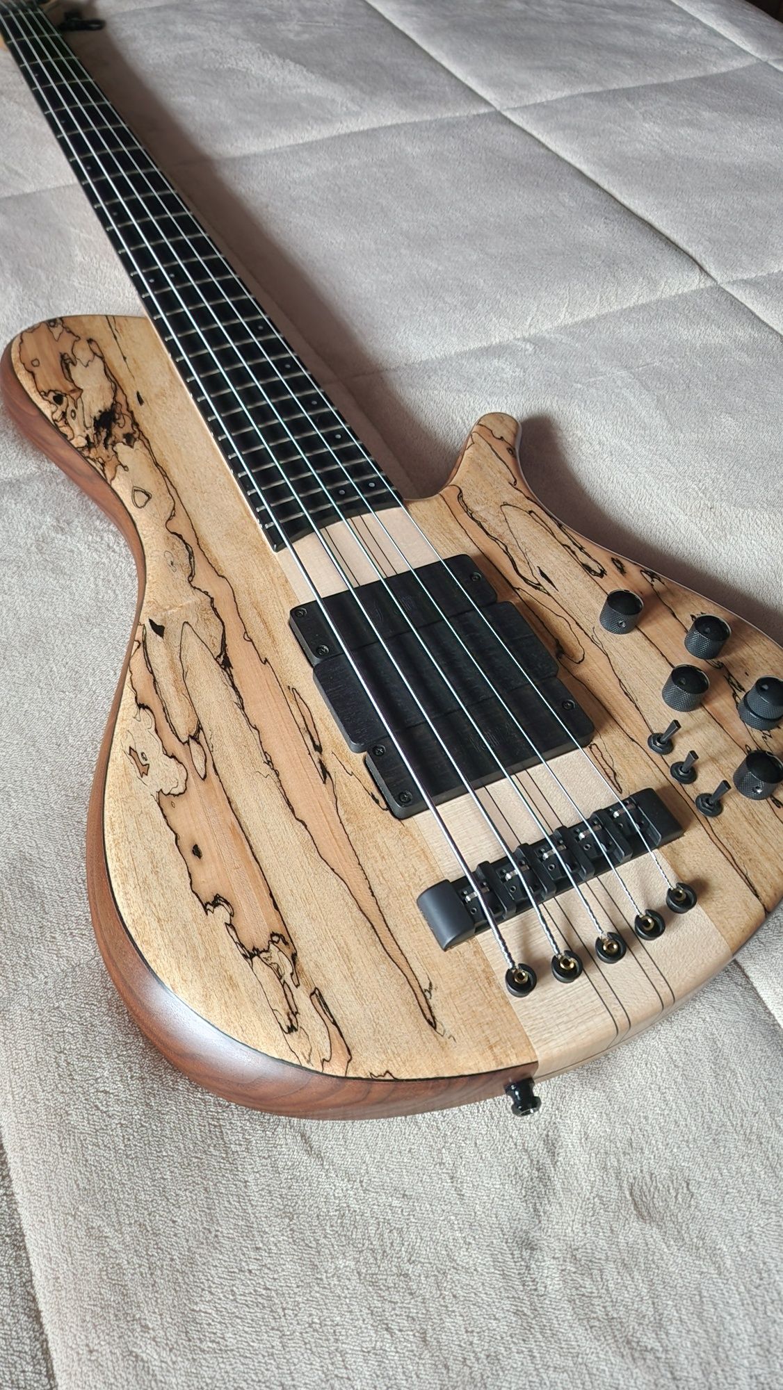 Baixo Franz bass sirius 5