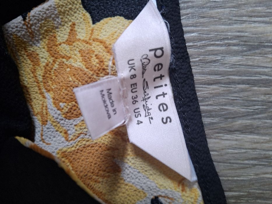 Продам жіночий сарафан легкий розмір м