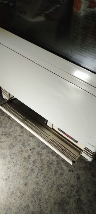 Кондитерская витрина 98л EWT Inox