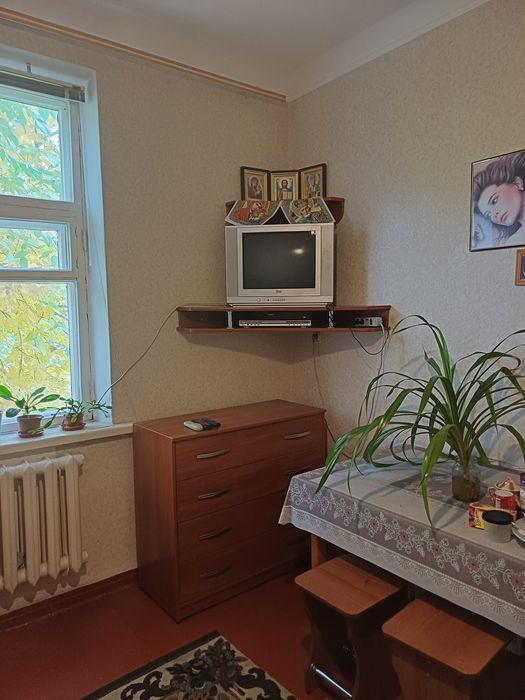 Здається кімната.