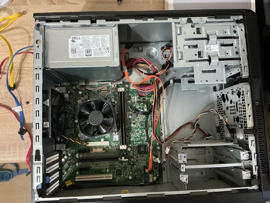 Komputer 8GB ram, i5