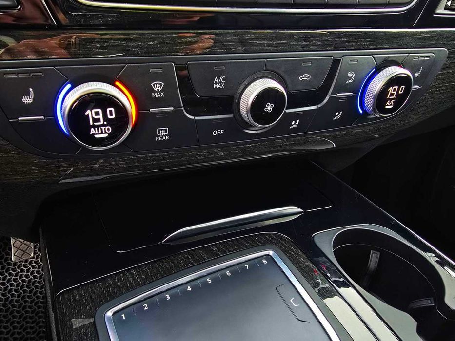 Продам  Audi Q7 2016. Можна в розстрочку, під викуп.