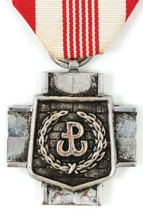Odznaczenia i dokumenty Zygmunta Kłonieckiego WWII Pół ceny aukcyjnej