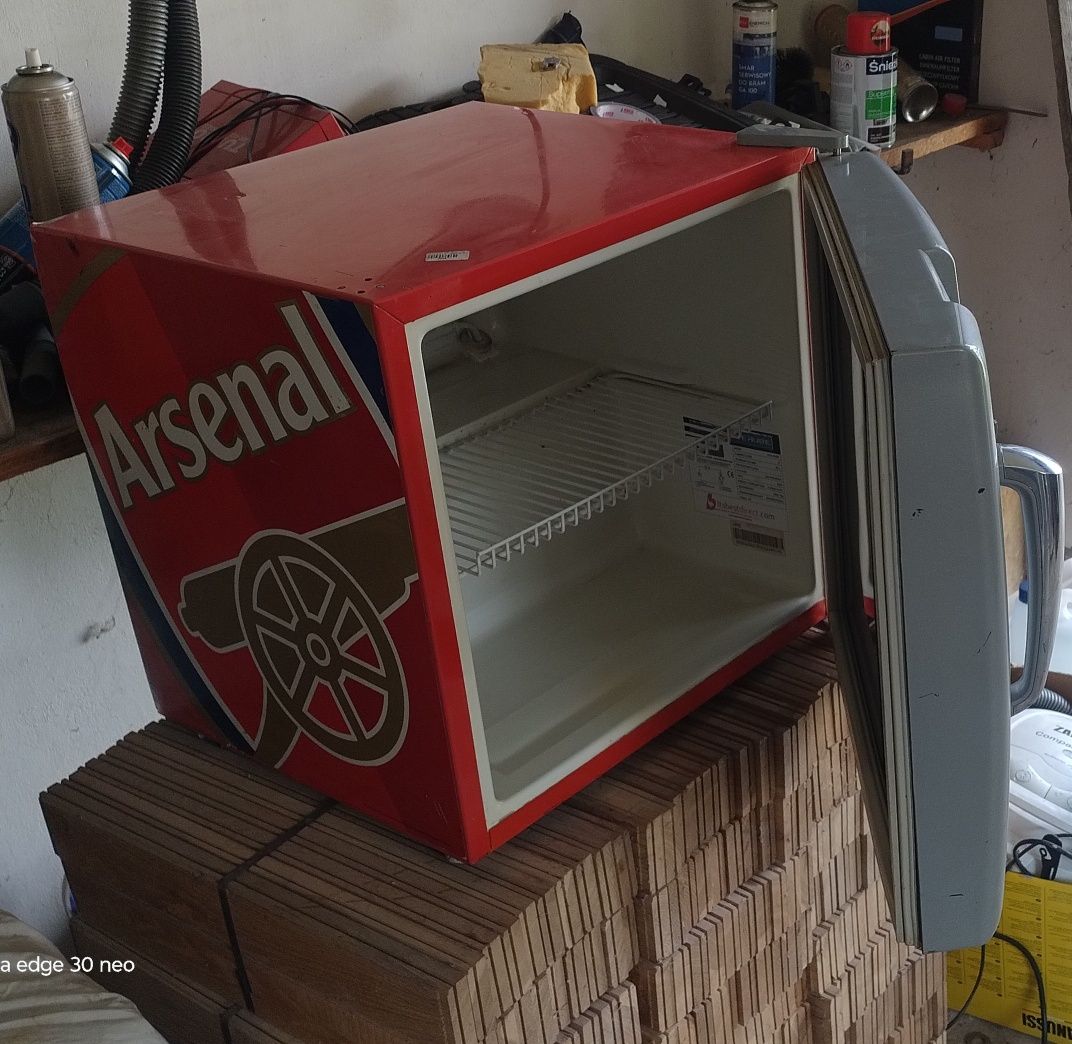 Chłodziarka, lodówka Budweiser,Arsenal, Husky