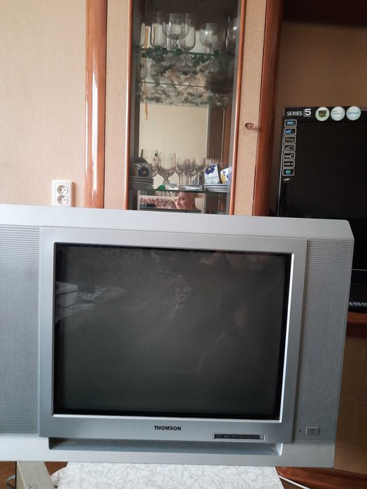 Продам телевизор Samsung