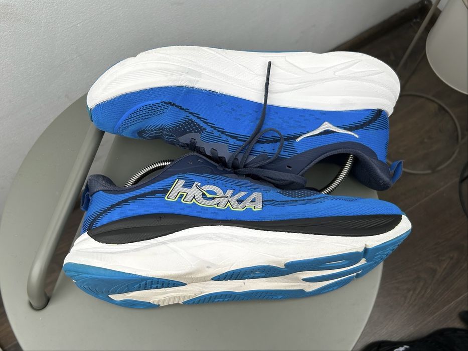 Оригінал! Кросівки Hoka Skyflow 44 розмір 03950