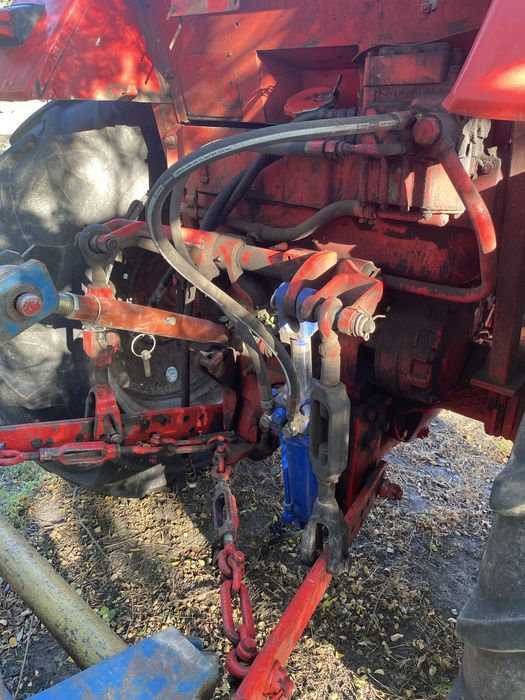 Трактор ЮМЗ-6 і культиватор