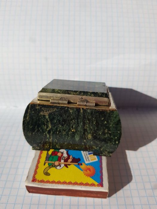 Шкатулка из натурального камня