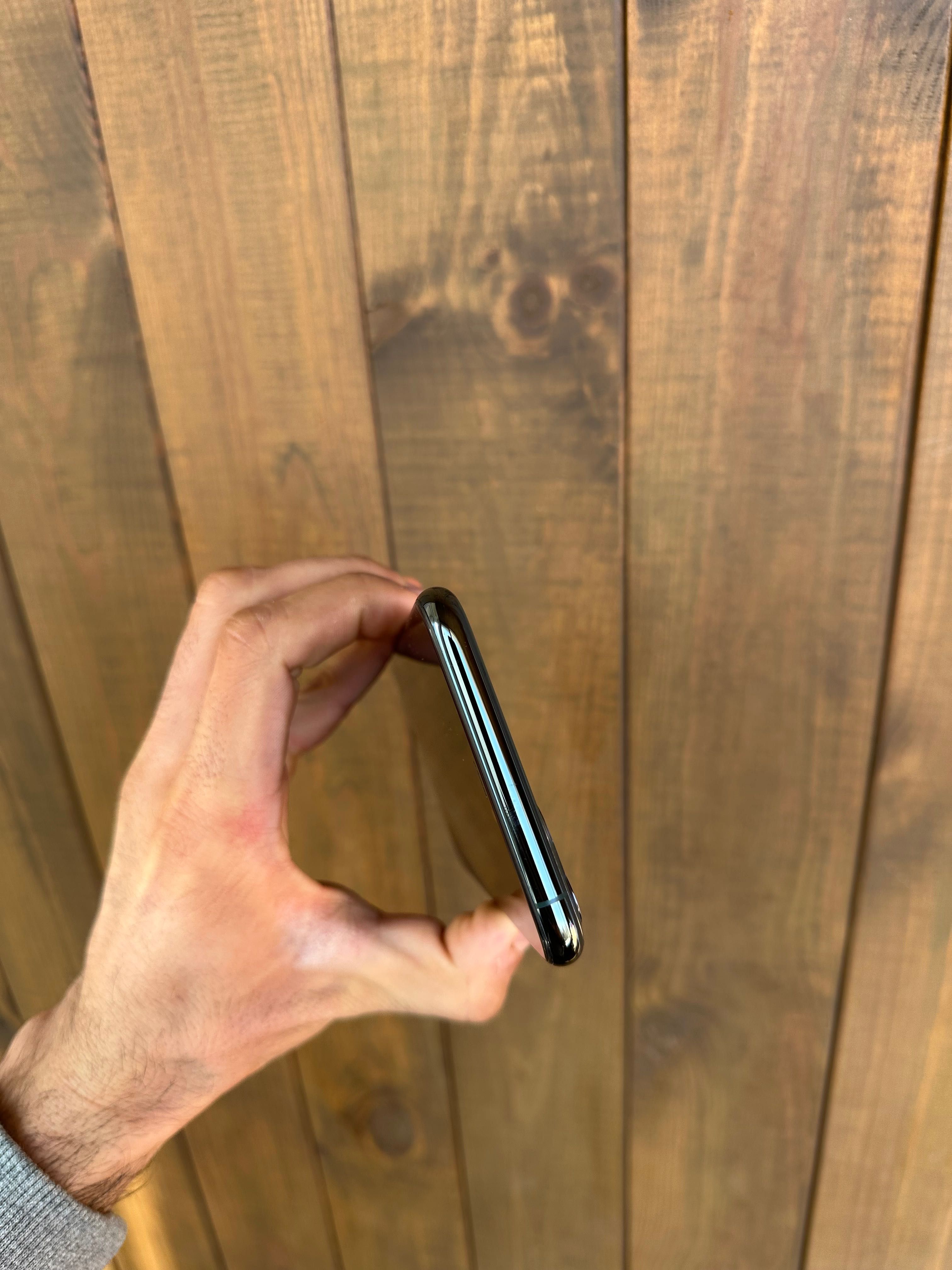 iPhone 11 pro max 64Gb neverlock
