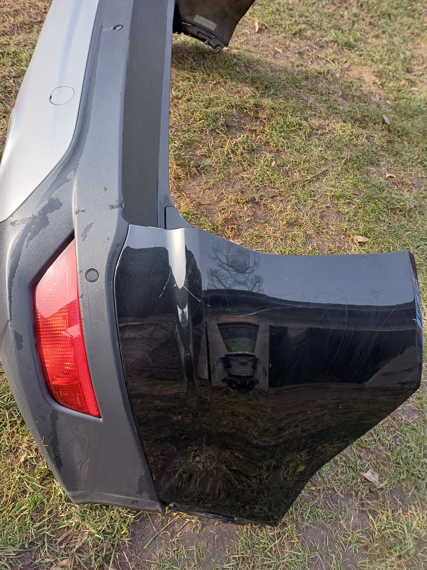Zderzak tylny Ford Kuga Mk 2 kolor FD