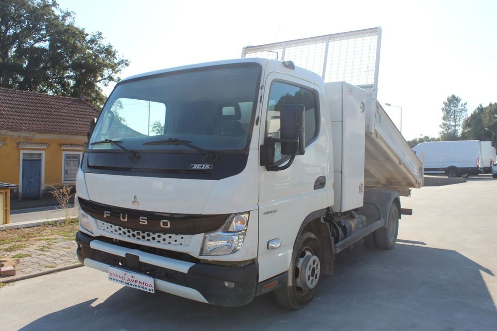 Mitsubishi FUSO CANTER 3C15 // BASCULANTE