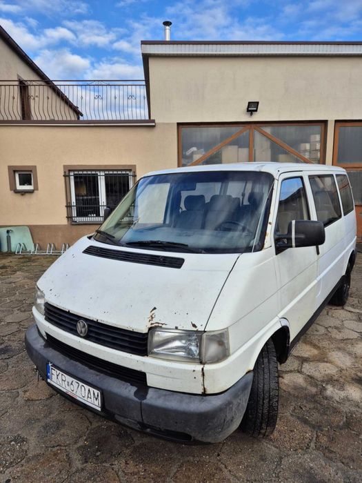 VOLKSWAGEN TRANSPORTER T4 1,9TD 9osobowy 2000rok