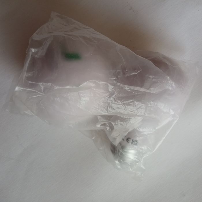 Piłeczki antystresowe relaksacyjne w kształcie żarówki i globu 3 szt.