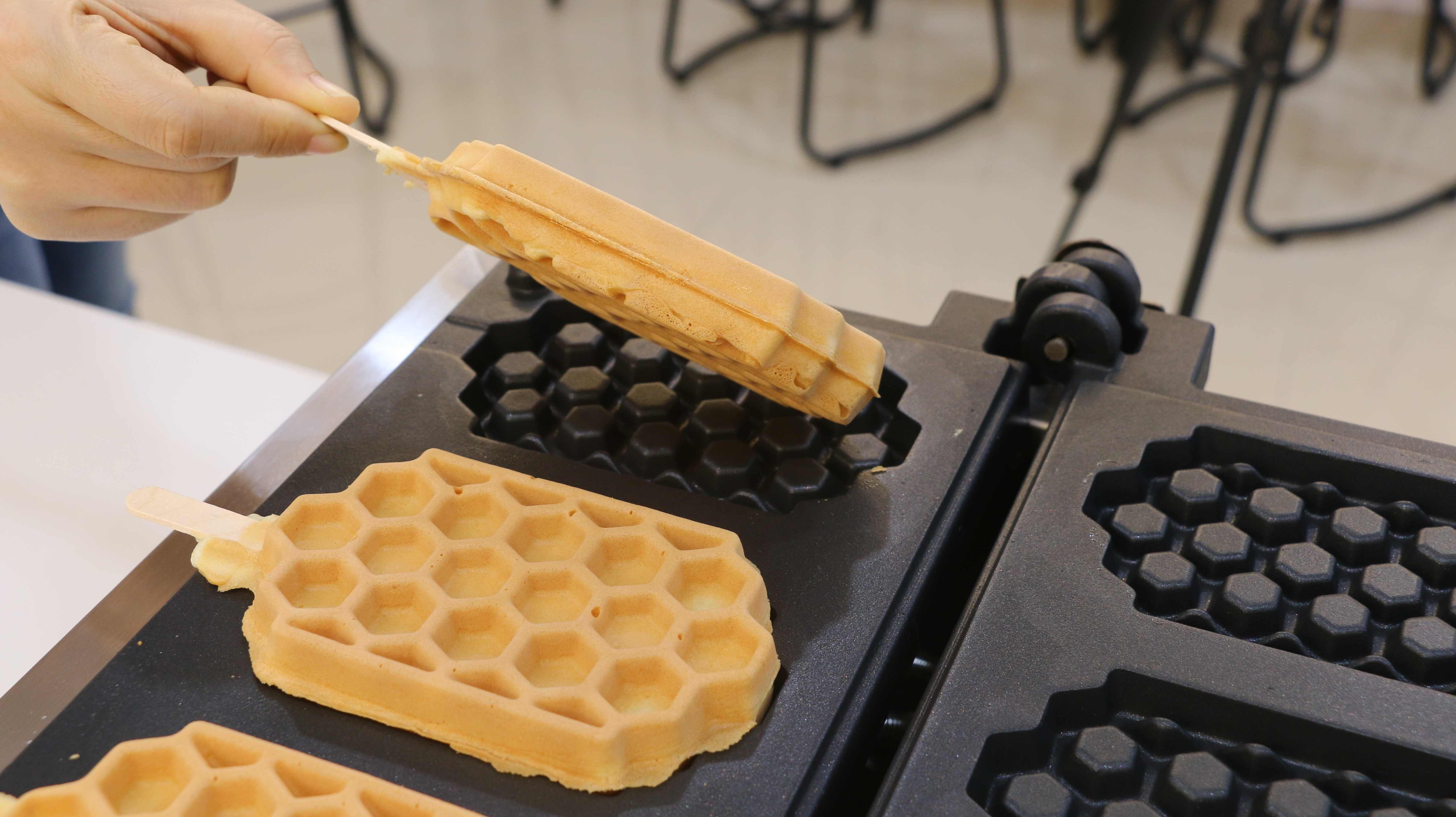 Gofrownica z 3 x gofer na patyku NOWOŚĆ profesjonalna gastronomia