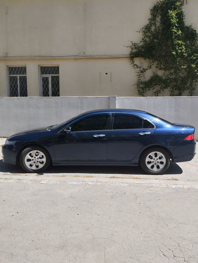 HONDA accord 7 (2006)