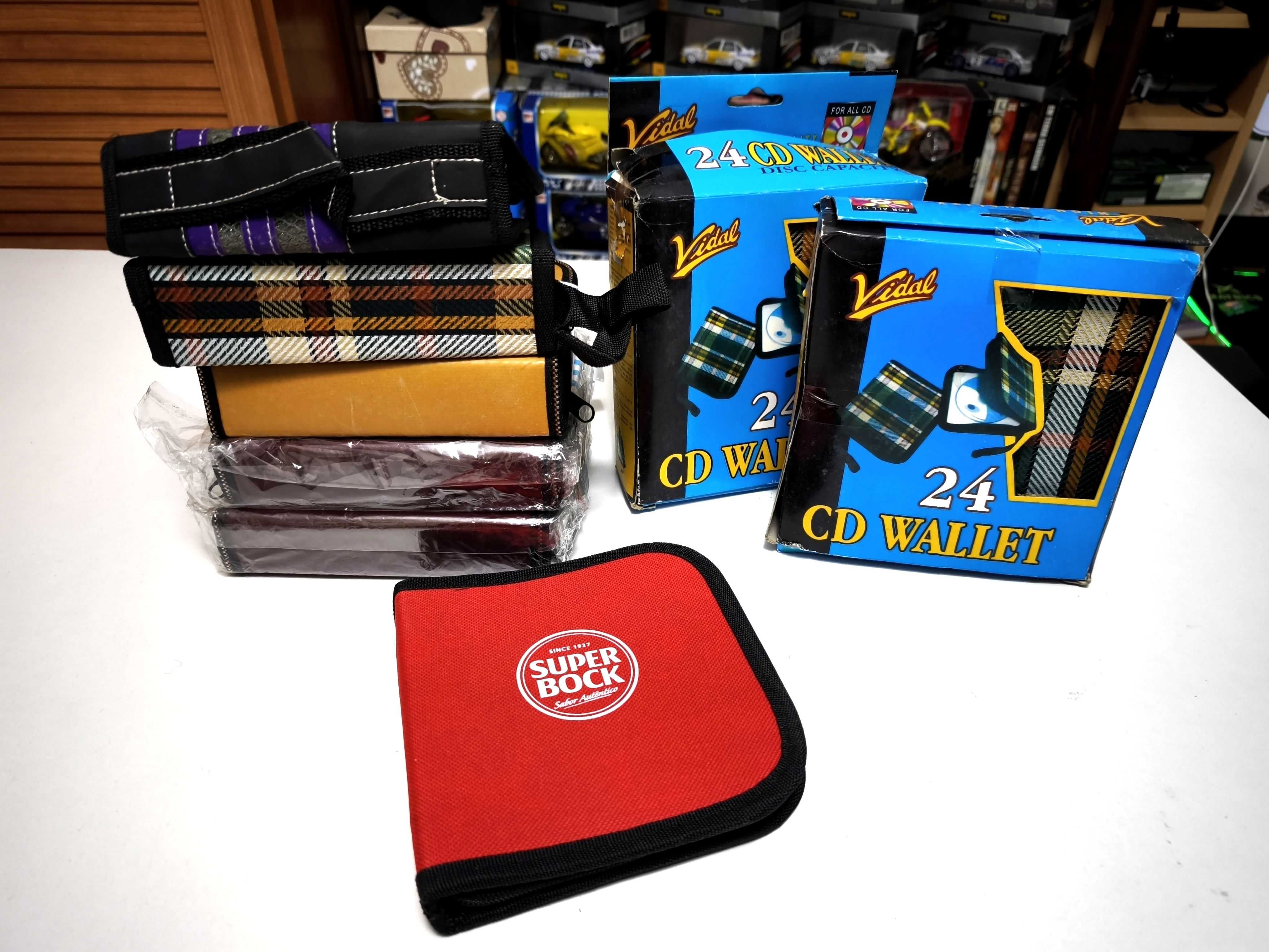 Lote de 8 Porta CDs/DVDs Novos