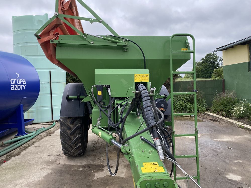 Rozsiewacz Amazone ZG-B 5500