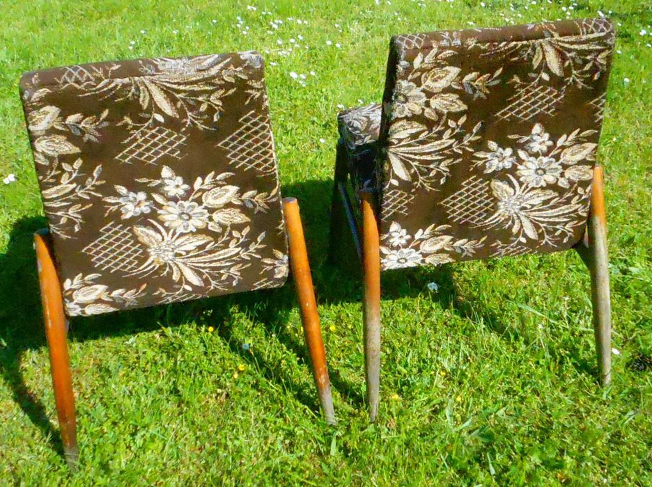 Krzesło tapicerowane  drewniane vintage, design z PRL, oryginał