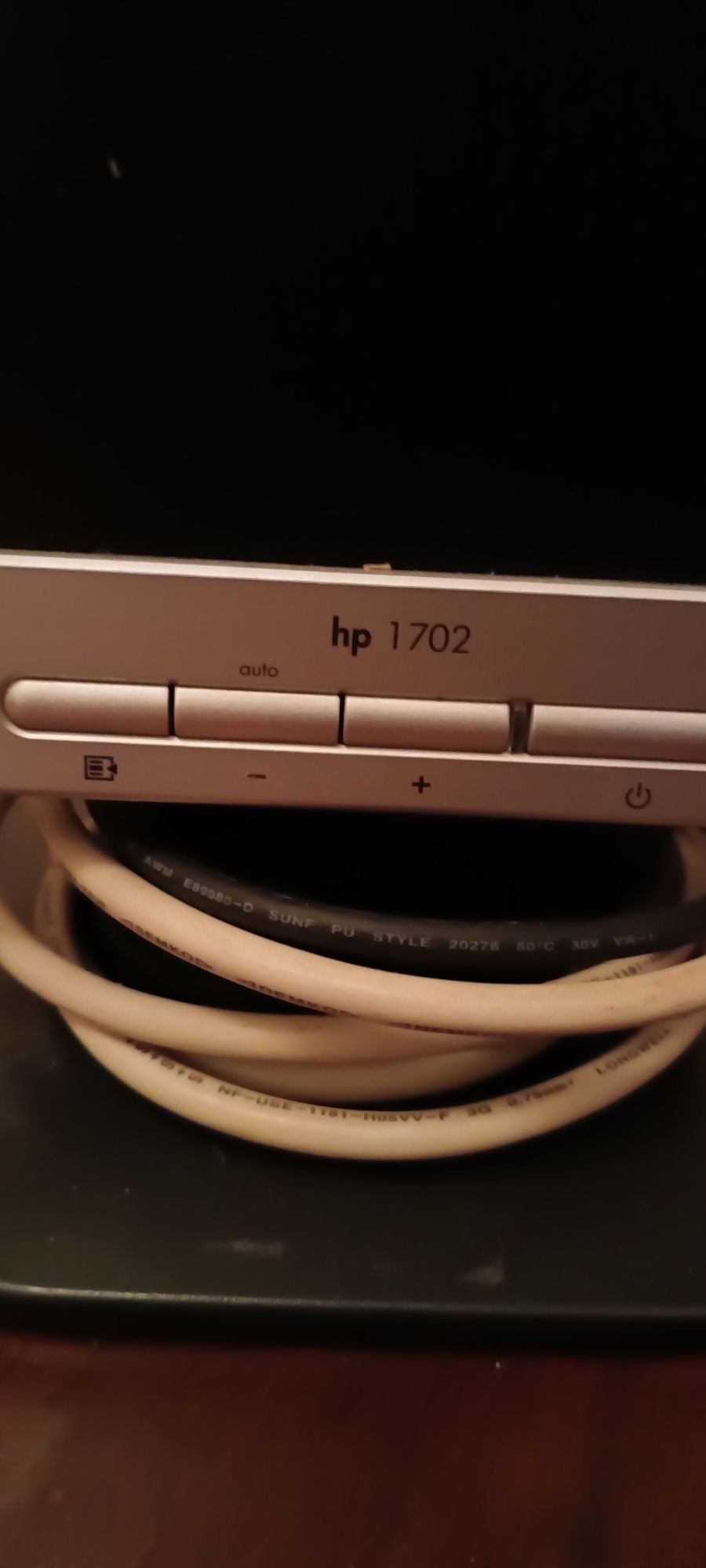 Monitor HP Modelo  1702