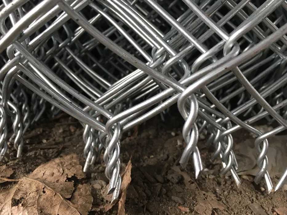 GRUBA Siatka ogrodzeniowa pleciona  ocynkowana fi 3,0- producent