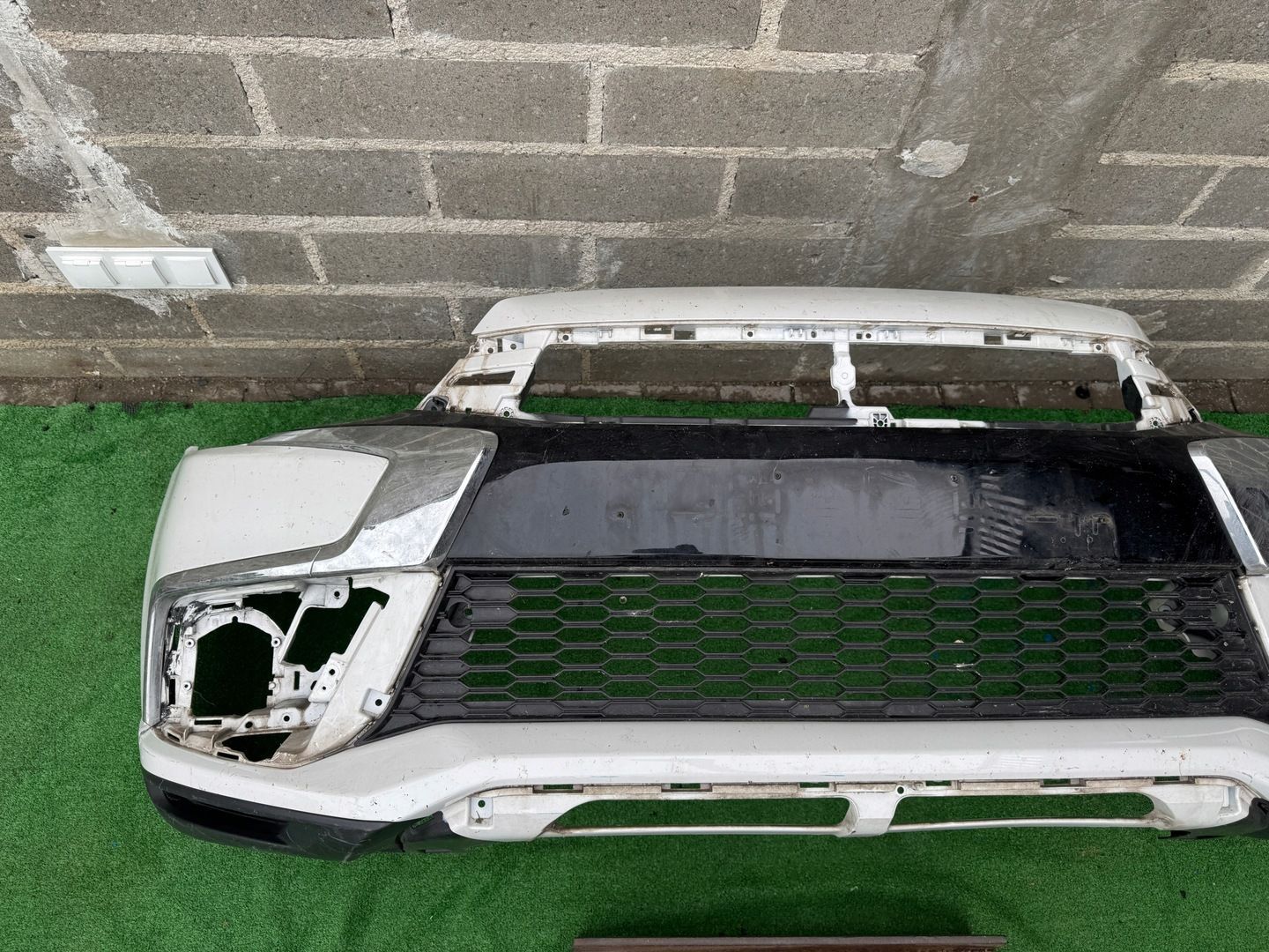 MITSUBISHI ASX LIFT 16-19 CHROM ZDERZAK PRZEDNI ORG EU