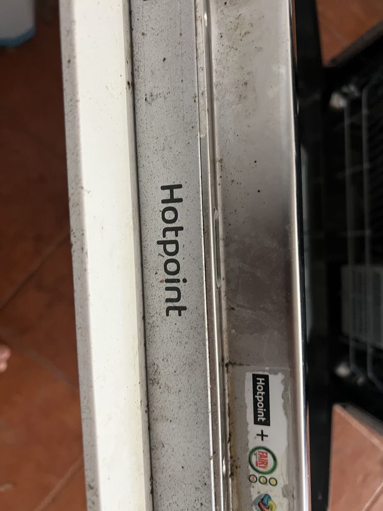 Maquina de lavar loiça encastrável Hotpoint