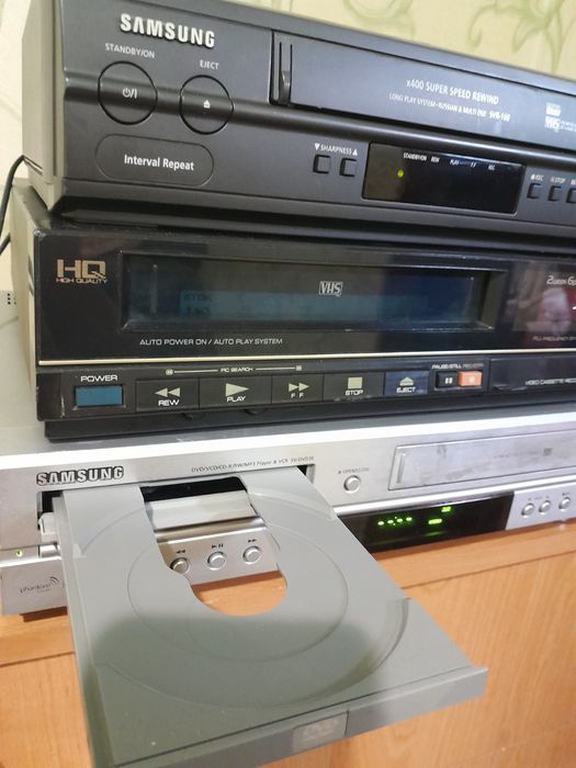 Відеомагнітофон Samsung SVR-160,RFT VCR-2000