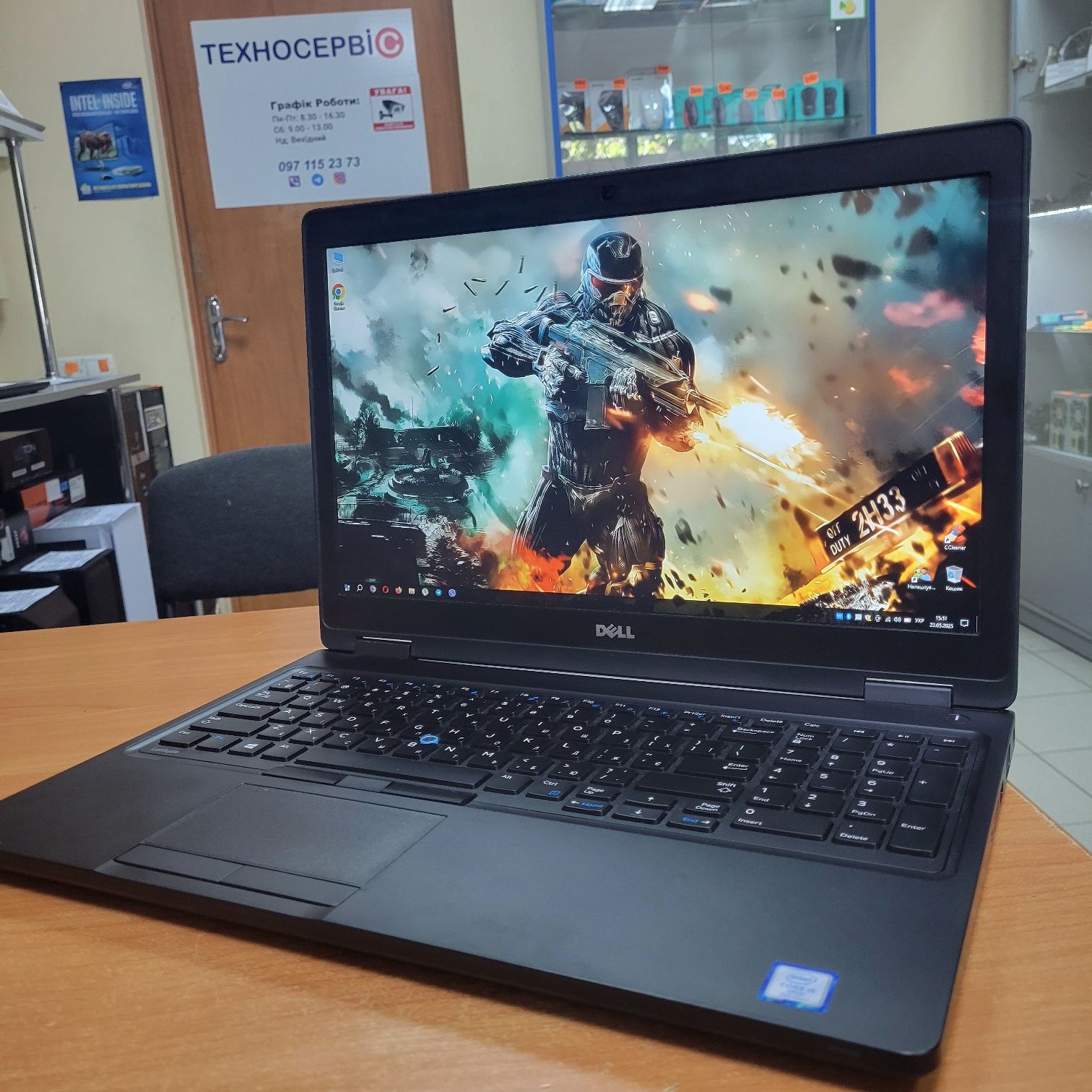 Ноутбук Dell Latitude 5580 15.6” FullHD/Core i5/16Gb DDR4/бат 8год