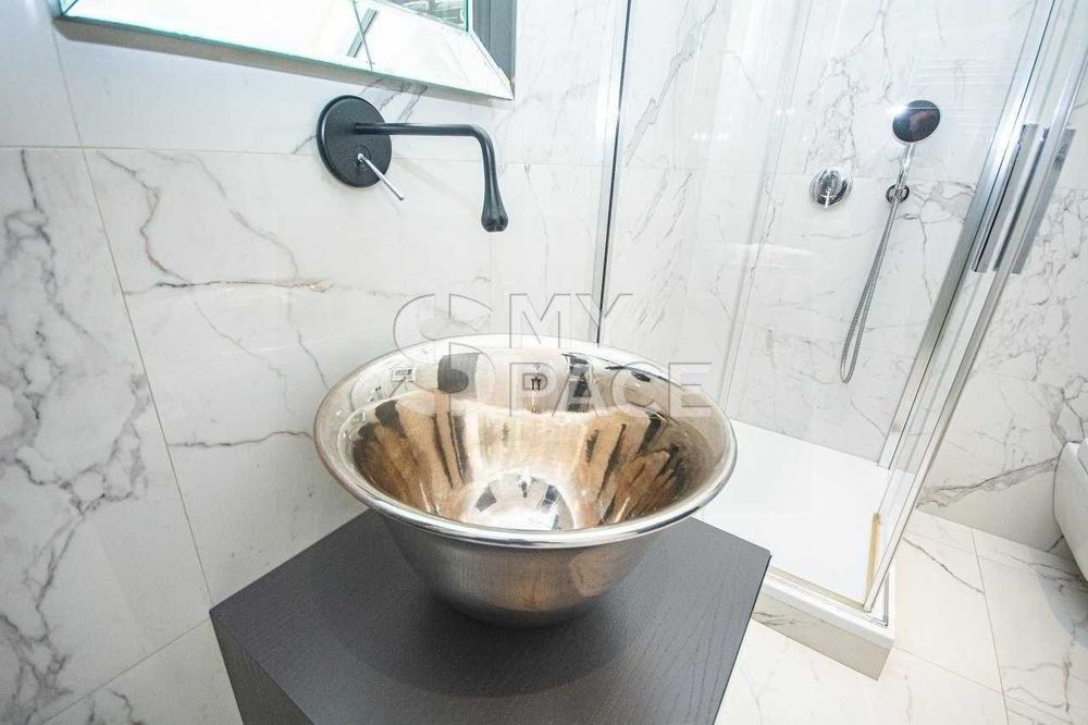 VIP Ремонт, вул. Мазепи 11-Б, вид на Дніпро