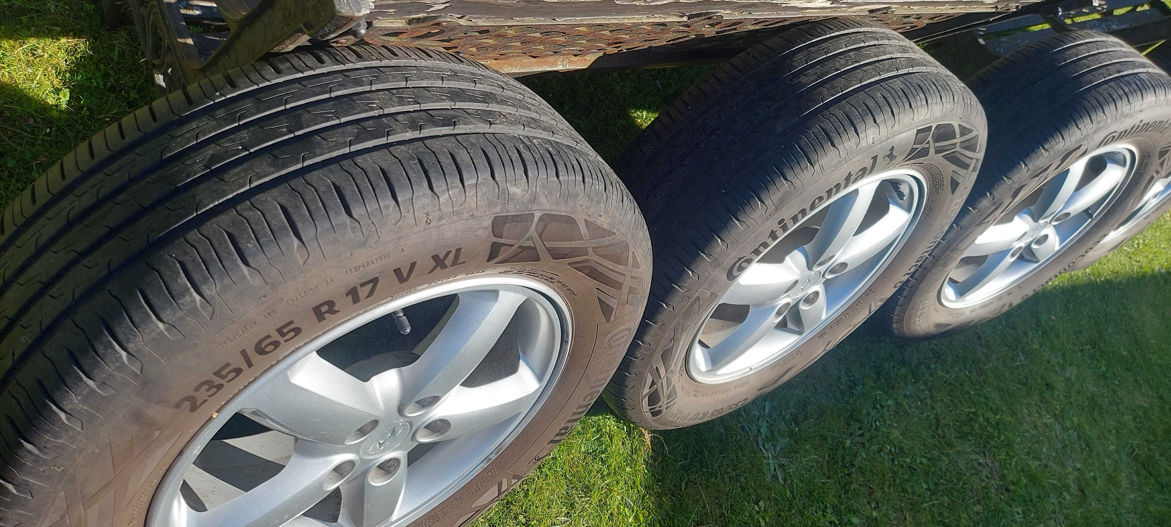 Koła Hyundai OE 5x114,3 SUV 4x4 opony letnie 235/65 R17 V XL Santa Fe